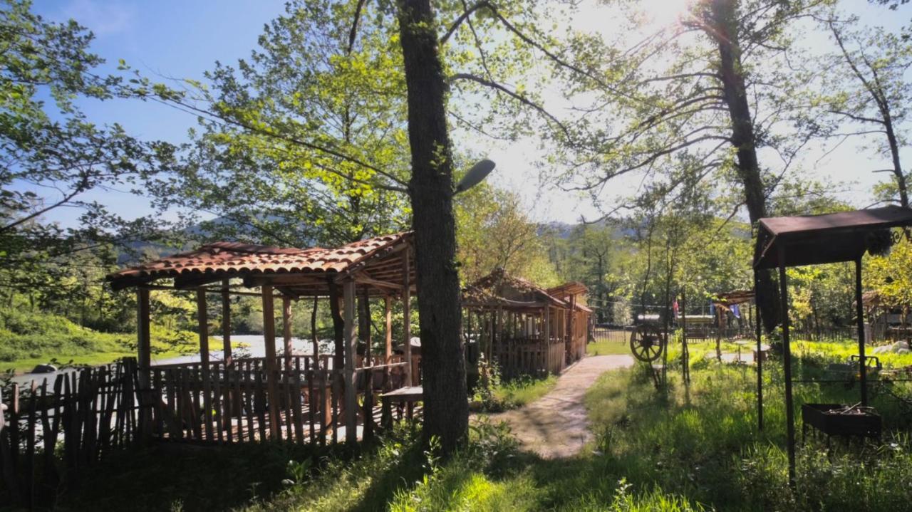 Guesthouse - Family Hotel Bagdat'i Kültér fotó